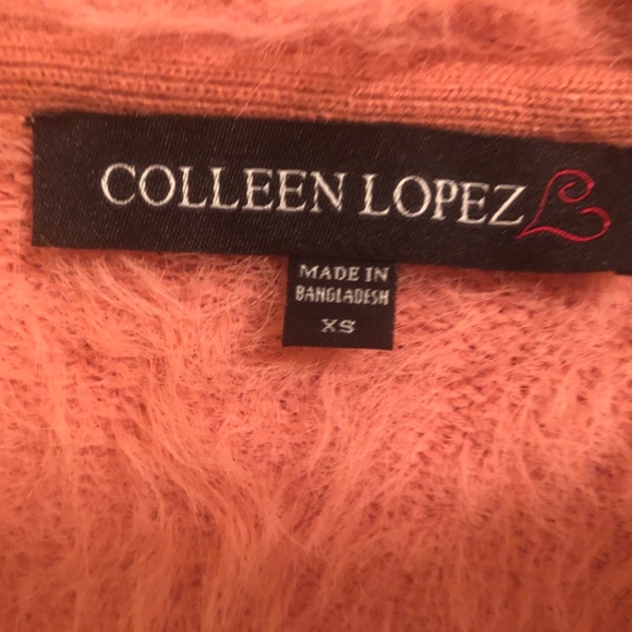 New Colleen Lopez Rose Fuzzy Cardigan w/ Pockets - Picture 2 of 3